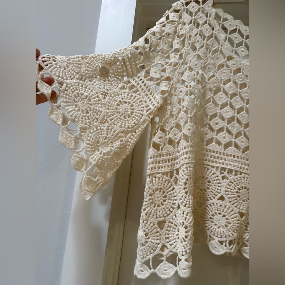 Chic Crochet Cream Blouse - Picture 2 of 9